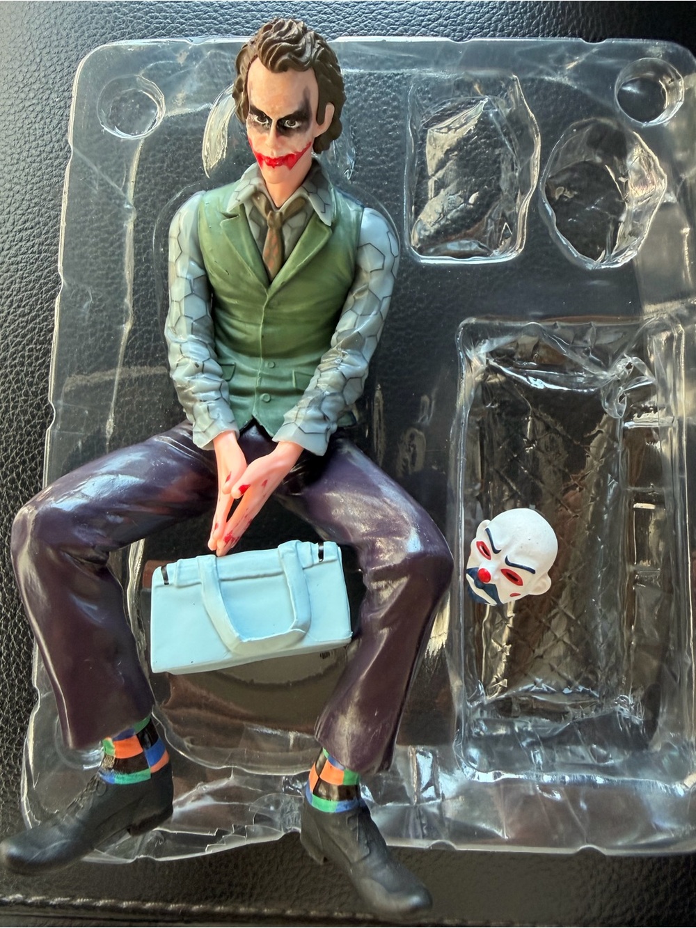 Joker chair action figure comics new